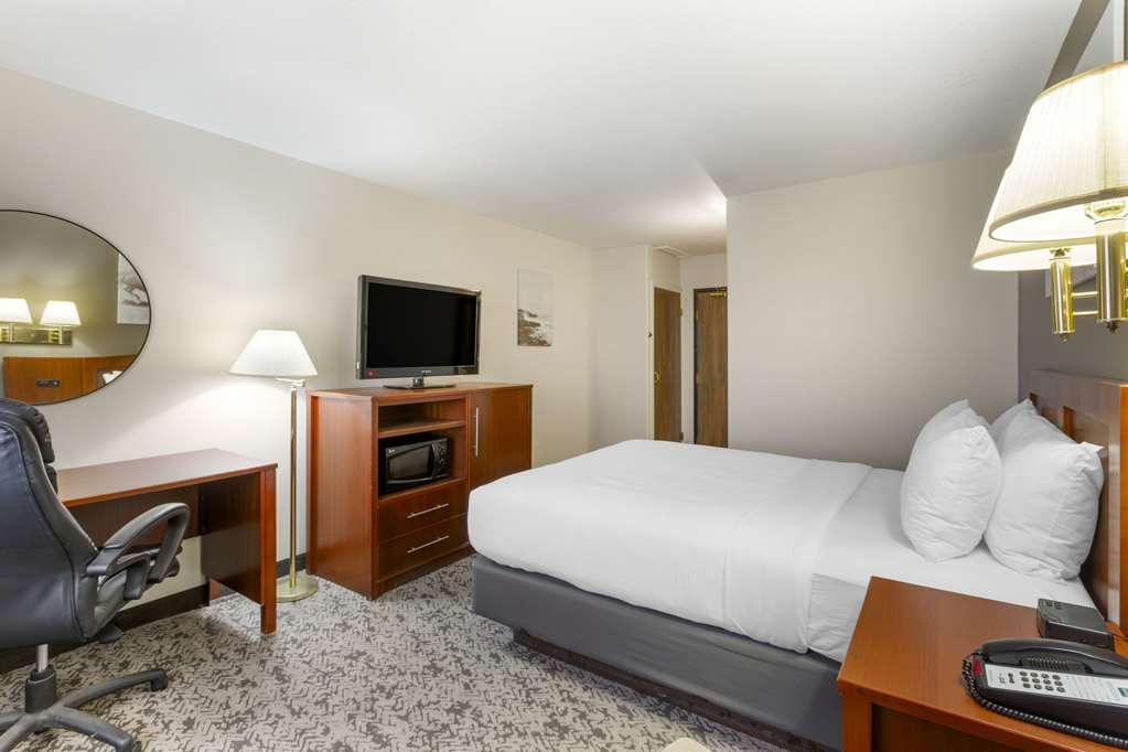Quality Inn & Suites Fillmore I-15 Room photo