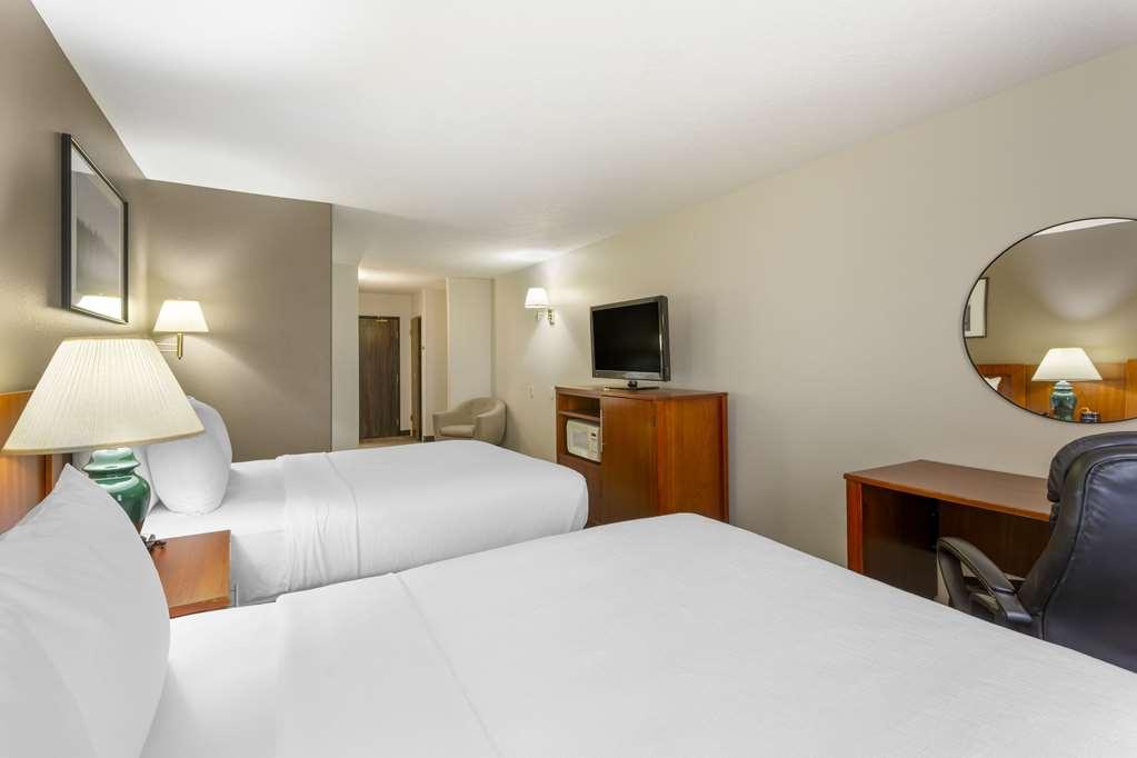 Quality Inn & Suites Fillmore I-15 Room photo